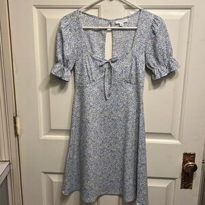 Topshop short sleeve blue dress. Womens size 4